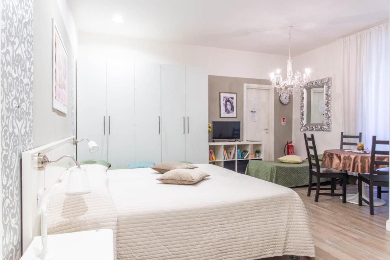 Cinema House 3* Roma