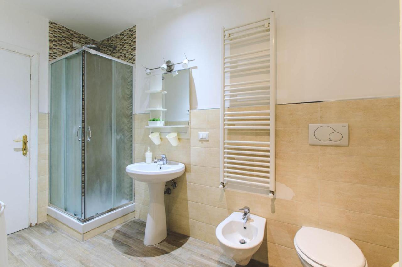 Bed & Breakfast Cinema House 3*